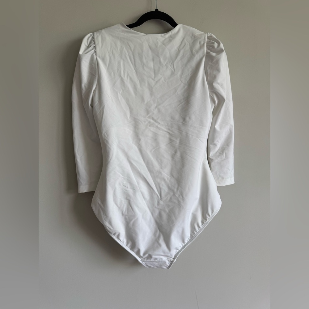 Stylest System Dreamsculpt Blanc White Puff Sleeve Zip One Piece SPF Swimsuit - Picture 4 of 7